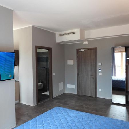 Albergo Rusen Borno Buitenkant foto